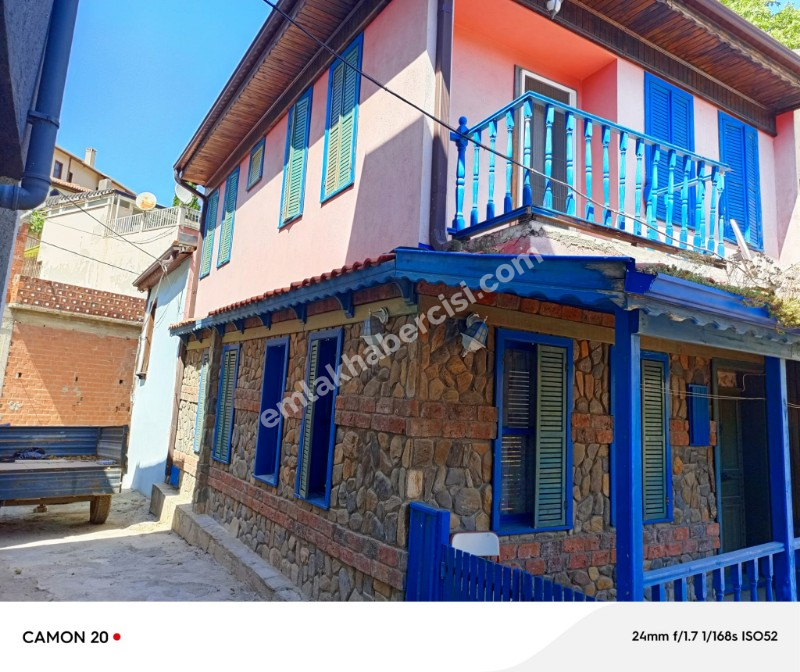 EMLAK HABERCİSİ \\\\\\\\\\\\\\\\\\\\\\\\\\\\\\\'NDEN MUDANYA KUMYAKA MERKEZDE SATILIK MÜSTAKİL TAPULU 3 KATLI BETONERMA OTEL BİNASI