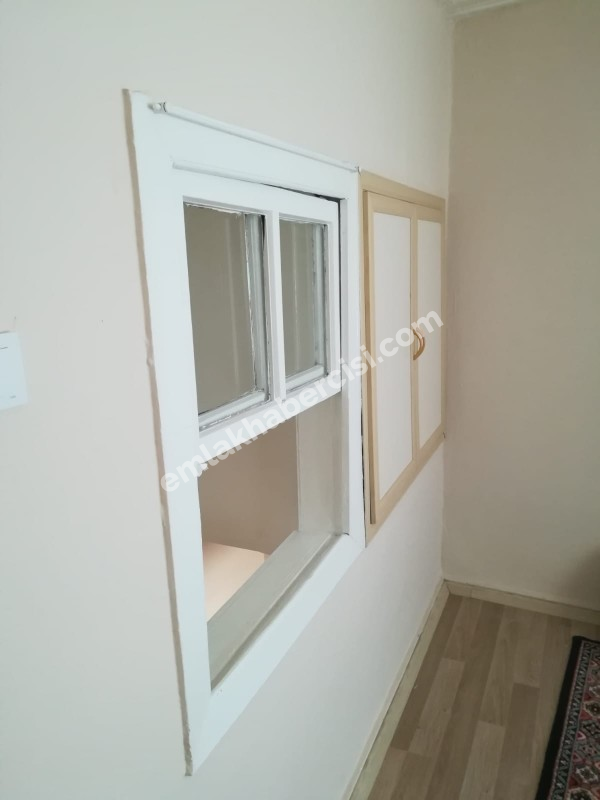 EMLAK HABERCİSİ' NDEN MUDANYA HALİTPAŞA, DENİZE 50 ADIM, TARİHİ GİRİT MAHALLESİ'NDE İKİ KATLI KAT MÜLKİYETLİ SATILIK MÜSTAKİL EV