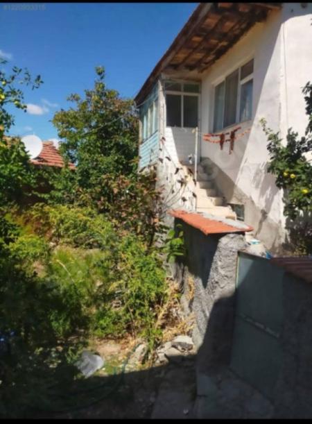 Binek araç takaslı Eskişehir Sivrihisar kaymaz Mahallesi'nde