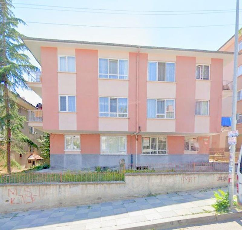 SEYRAN CADDESİNDE 3+1 KOMBİLİ BAKIMLI 100m2