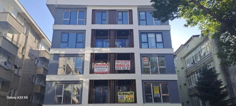 K.ESAT BARDACIK SOKAKTA YENİ Bİ 2.KAT,3+1,100m2 KOMBİLİ