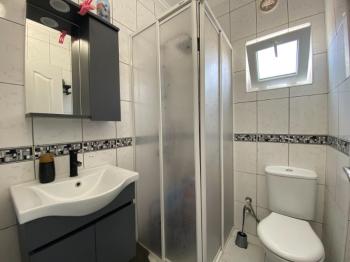 dıdımde yüzme havuzlu sıtede satılık 3+1 ara kat daire 