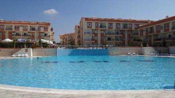 dıdımde yüzme havuzlu sıtede satılık 3+1 ara kat daire 