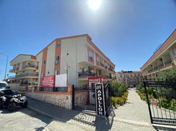 dıdımde yüzme havuzlu sıtede satılık 3+1 ara kat daire 