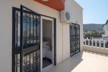 didim akbukte uslu sahiline yakın denız manzaralı 2+1 daire 