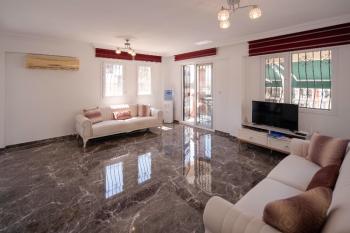 didim akbukte uslu sahiline yakın denız manzaralı 2+1 daire 