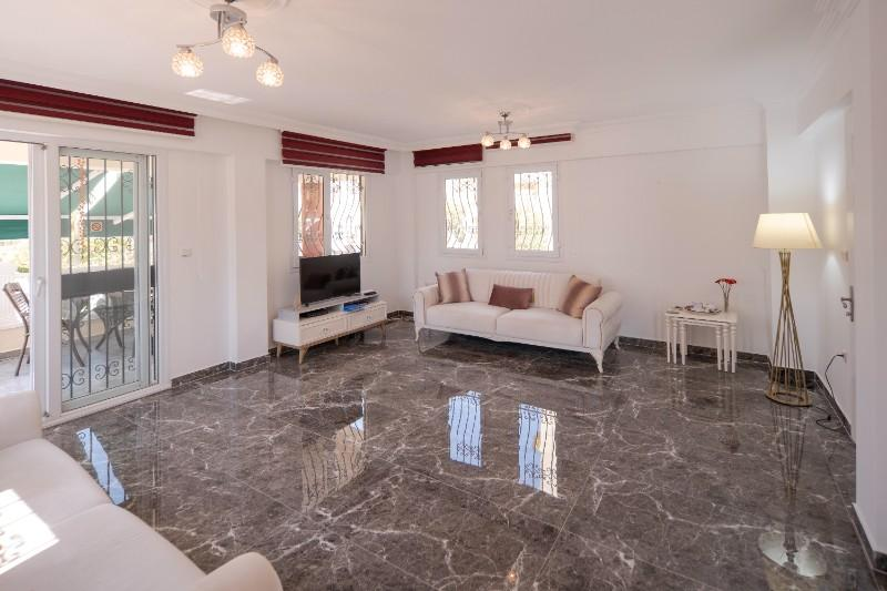 didim akbukte uslu sahiline yakın denız manzaralı 2+1 daire 