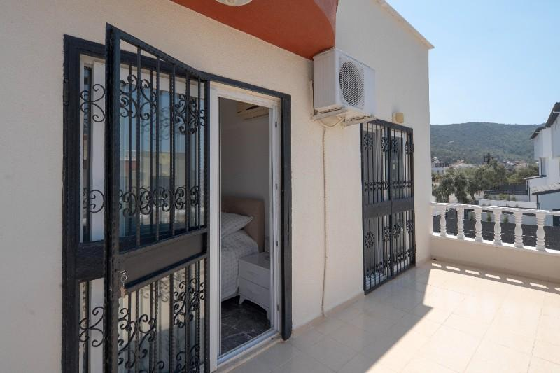 didim akbukte uslu sahiline yakın denız manzaralı 2+1 daire 
