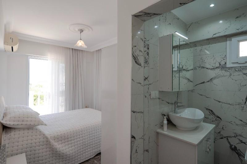 didim akbukte uslu sahiline yakın denız manzaralı 2+1 daire 