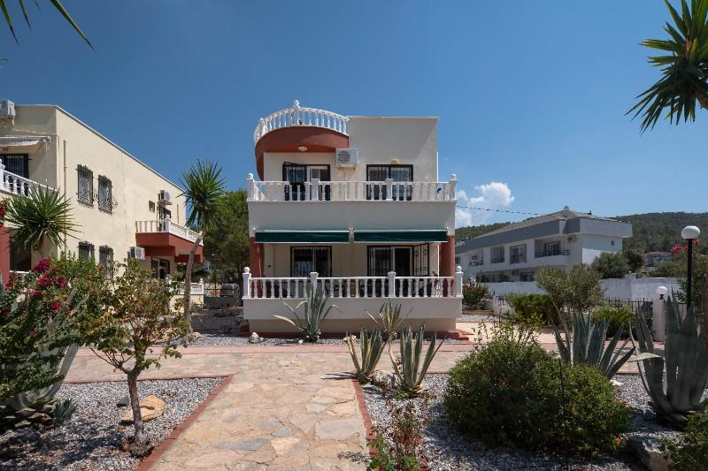 didim akbukte uslu sahiline yakın denız manzaralı 2+1 daire 