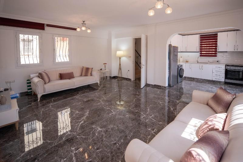 didim akbukte uslu sahiline yakın denız manzaralı 2+1 daire 