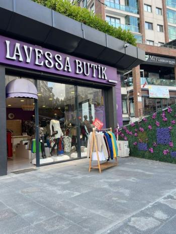 BEYLİKDÜZÜ ADNANKAHVECİ DEVREN BUTİK 