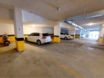EYÜPSULTAN BUTİK SİTE'DE AÇIK-KAPALI OTOPARKLI SPOR SALONLU 2+1