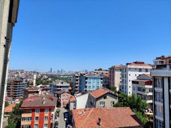 EYÜPSULTAN BUTİK SİTE'DE AÇIK-KAPALI OTOPARKLI SPOR SALONLU 2+1