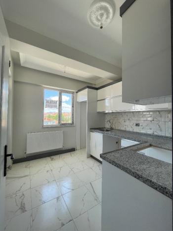 GÜVENAY – ÇORUM GÜLABİBEY MAHELLESİ KAPAKLI' DA SATILIK 3+1 DAİRE