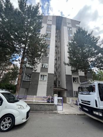 KAHVECİOĞLU EMLAK'DAN YENİŞEHİR SATILIK DAİRE