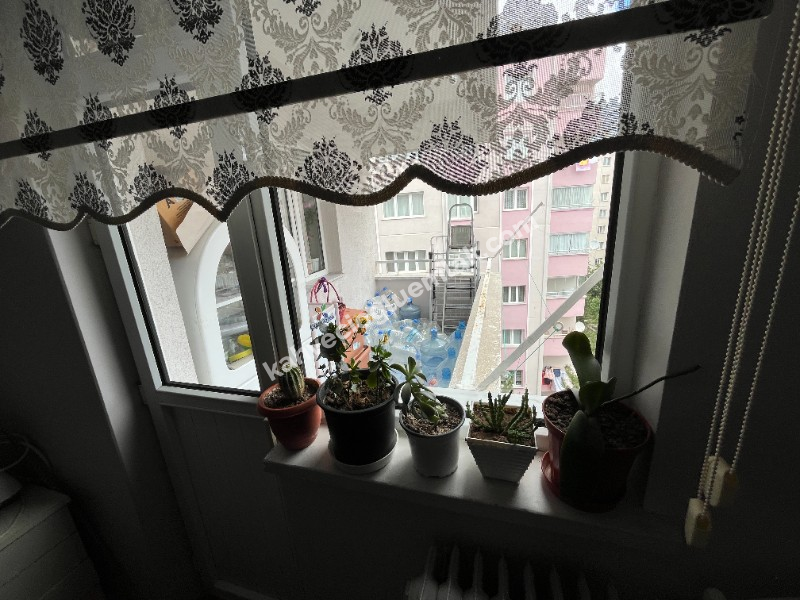 KAHVECİOĞLU EMLAK'DAN YENİŞEHİR SATILIK DAİRE