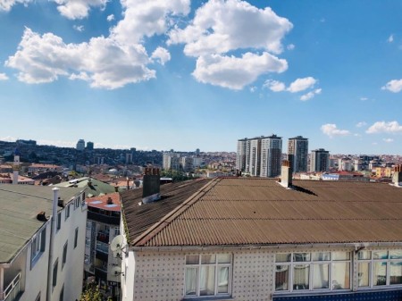 Yeşilpınar Girne Caddesine Yakın 2+1 & 4.Kat Masrafsız Satılık Daire