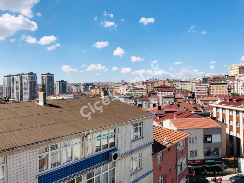 Yeşilpınar Girne Caddesine Yakın 2+1 & 4.Kat Masrafsız Satılık Daire