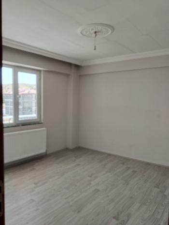 AFYON ÜÇOK EMLAKTAN MAREŞAL DE KİRALIK SIFIR AYARINDA LÜX 3+1 KİRALIK DAİRE