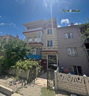 AFYON ÜÇOK EMLAKTAN FATİH MAH SATILIK 2+1 BAKIMLI DAİRE