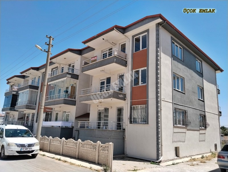 AFYON ÜÇOK EMLAKTAN MAREŞAL DE KİRALIK SIFIR AYARINDA LÜX 3+1 KİRALIK DAİRE