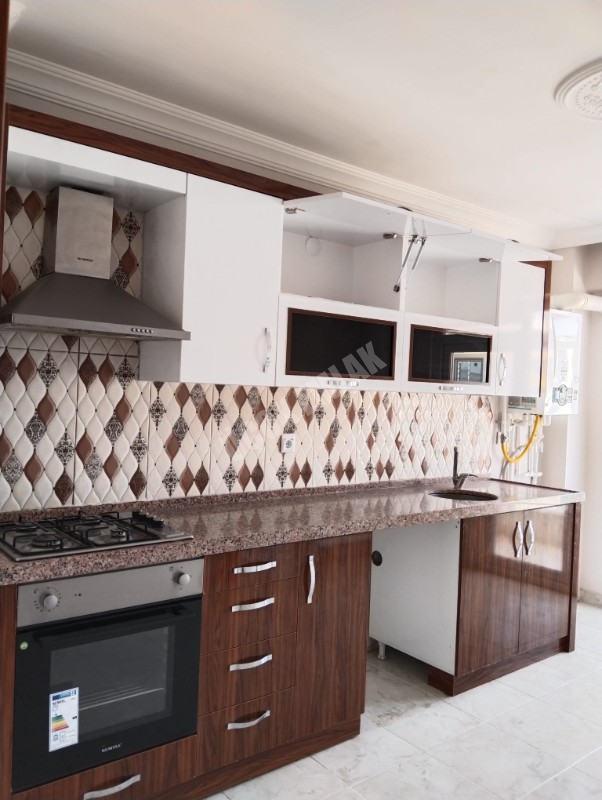 AFYON ÜÇOK EMLAKTAN MAREŞAL DE KİRALIK SIFIR AYARINDA LÜX 3+1 KİRALIK DAİRE