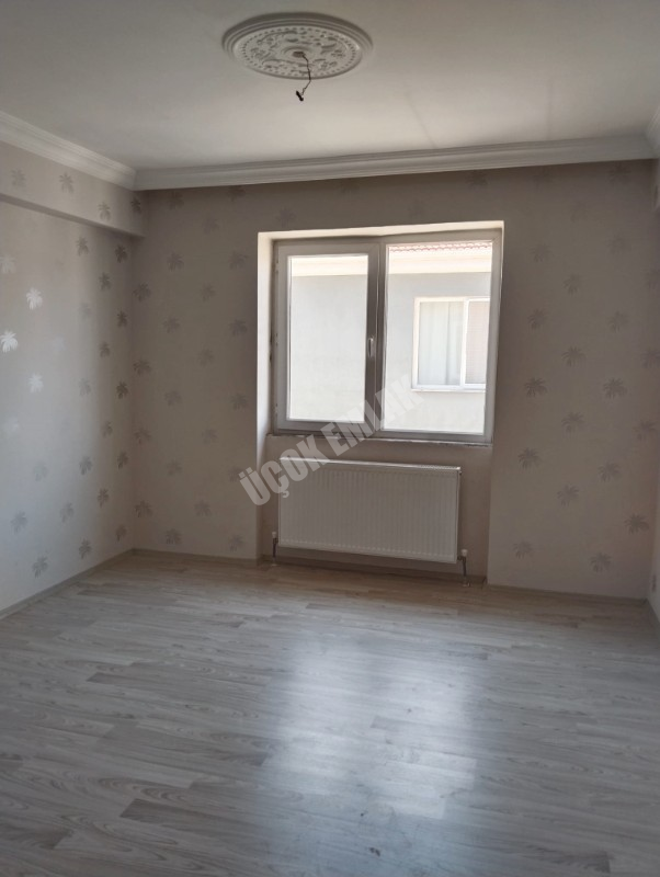 AFYON ÜÇOK EMLAKTAN MAREŞAL DE KİRALIK SIFIR AYARINDA LÜX 3+1 KİRALIK DAİRE