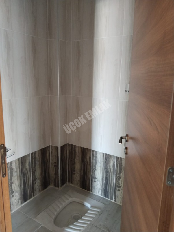 AFYON ÜÇOK EMLAKTAN MAREŞAL DE KİRALIK SIFIR AYARINDA LÜX 3+1 KİRALIK DAİRE