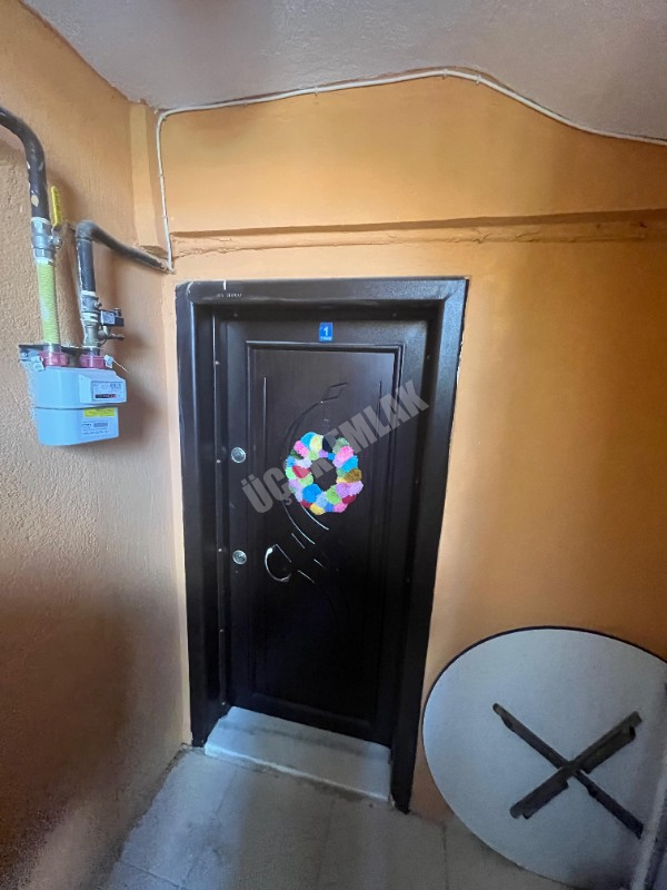 AFYON ÜÇOK EMLAKTAN FATİH MAH SATILIK 2+1 BAKIMLI DAİRE