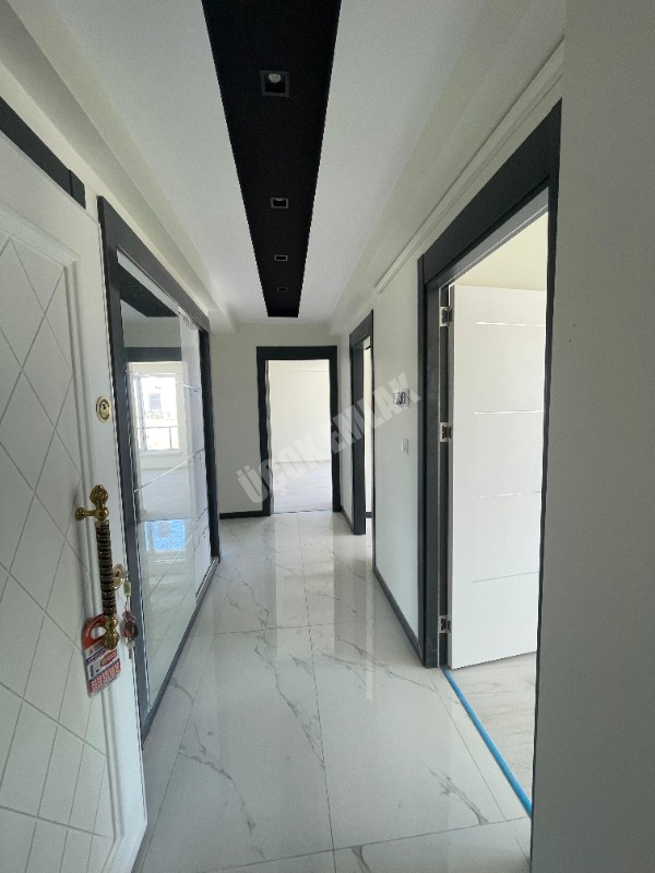 AFYON ÜÇOK EMLAKTAN KANLICA MAH SATILIK 3+1 SIFIR LÜX 1 KAT DAİRE