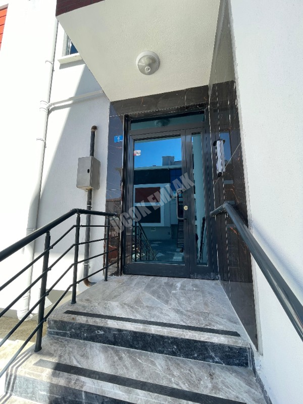 AFYON ÜÇOK EMLAKTAN KANLICA MAH SATILIK 3+1 SIFIR LÜX 1 KAT DAİRE