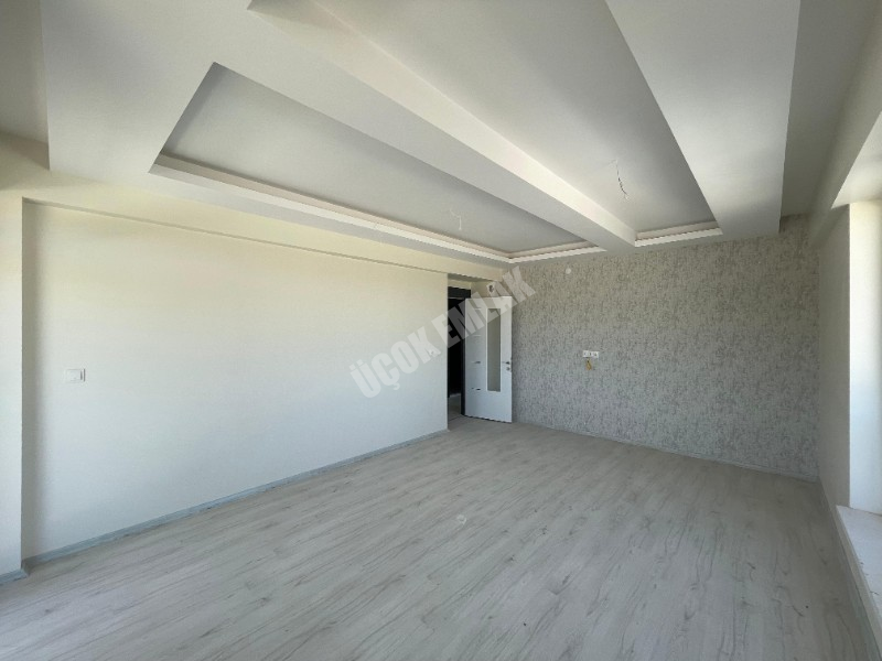 AFYON ÜÇOK EMLAKTAN KANLICA MAH SATILIK 3+1 SIFIR LÜX 1 KAT DAİRE