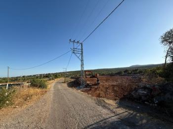 ASLAN'DAN BATI SANDAL DA DENİZ MANZARALI VİLLA İMARLI PARSELLER