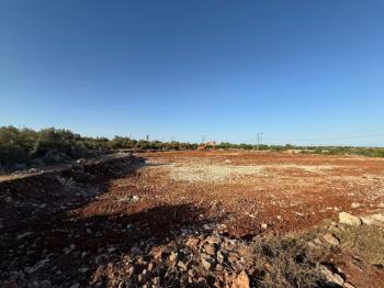 ASLAN'DAN BATI SANDAL DA DENİZ MANZARALI VİLLA İMARLI PARSELLER