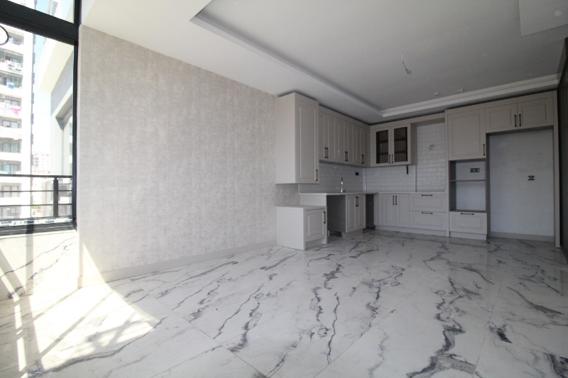 ASLAN'DAN MEZİTLİ MERKEZ MAH DE SİTE İÇİ HAVUZLU LÜKS 2+1