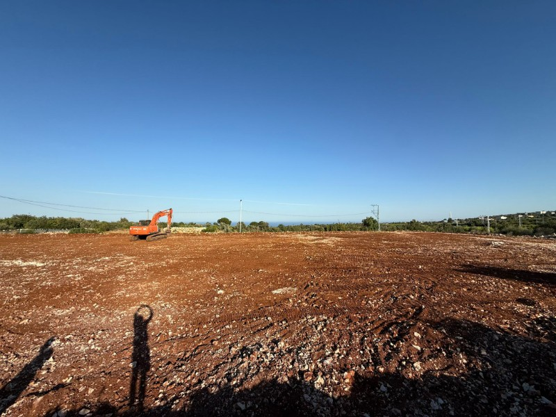 ASLAN'DAN BATI SANDAL DA DENİZ MANZARALI VİLLA İMARLI PARSELLER