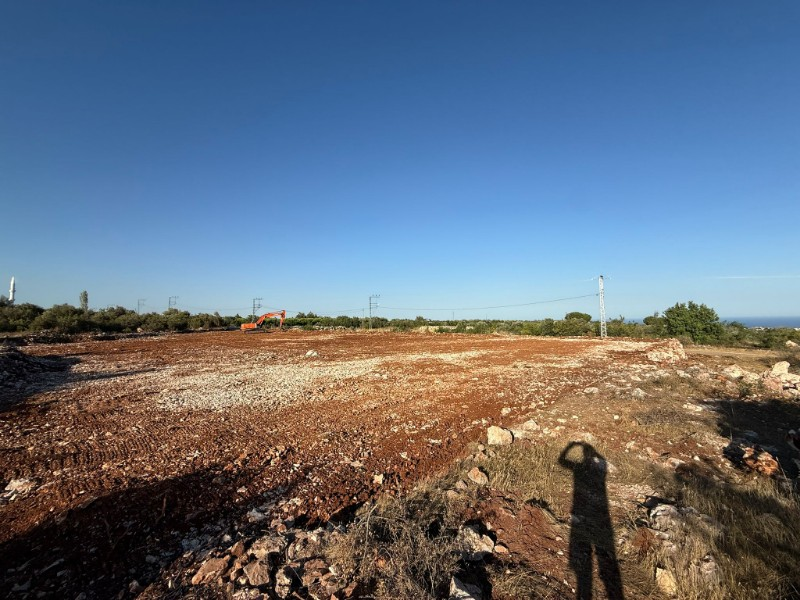 ASLAN'DAN BATI SANDAL DA DENİZ MANZARALI VİLLA İMARLI PARSELLER