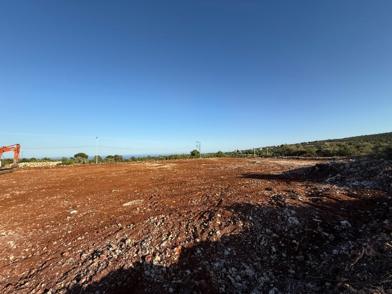 ASLAN'DAN BATI SANDAL DA DENİZ MANZARALI VİLLA İMARLI PARSELLER