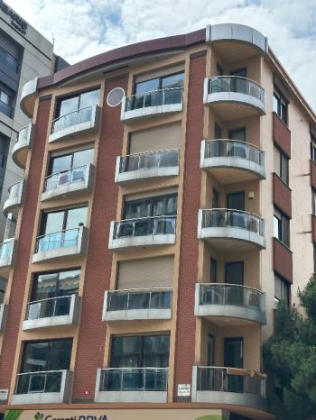 FENERYOLU’NDA MÜKEMMEL KONUMDA KİRALIK EBV. BANYOLU 3+1