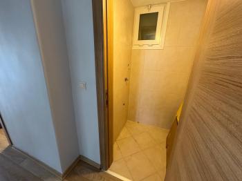 Yoğurtçu Parkına Yakın, Bakımlı, Aydınlık, Köşe Konumda Kiralık 2+1