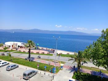 EMLAK HABERCİSİ 'NDEN MUDANYA HALİTPAŞA'DA SAHİLDE ÖN SIRADA PANORAMİK DENİZ MANZARALI 2+1 