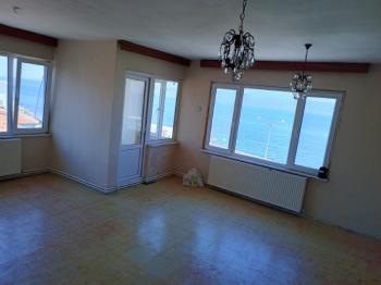 EMLAK HABERCİSİ 'NDEN MUDANYA HALİTPAŞA'DA SAHİLDE ÖN SIRADA PANORAMİK DENİZ MANZARALI 2+1 