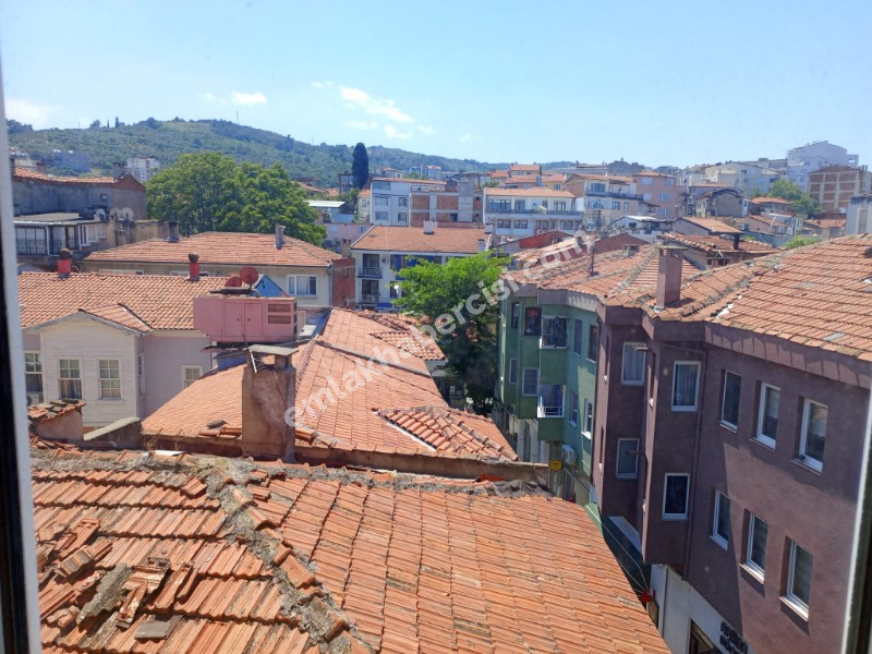 EMLAK HABERCİSİ 'NDEN MUDANYA HALİTPAŞA'DA SAHİLDE ÖN SIRADA PANORAMİK DENİZ MANZARALI 2+1 