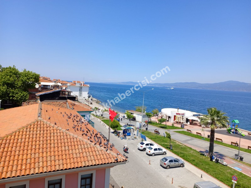 EMLAK HABERCİSİ 'NDEN MUDANYA HALİTPAŞA'DA SAHİLDE ÖN SIRADA PANORAMİK DENİZ MANZARALI 2+1 