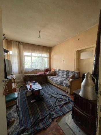 AFYON ÜÇOK EMLAKTAN FATİH MAH SATILIK 325M² ARSA ÜZERİNDE 3+1 MÜSTAKİL EV