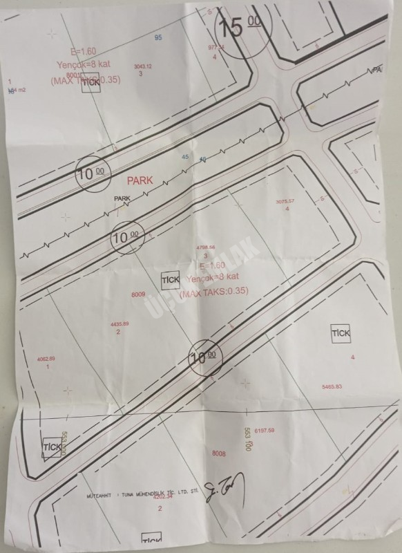 AFYON ÜÇOK EMLAKTAN SUSUZ ANKARA YOLUNA YAKIN 4.798M² ARSA
