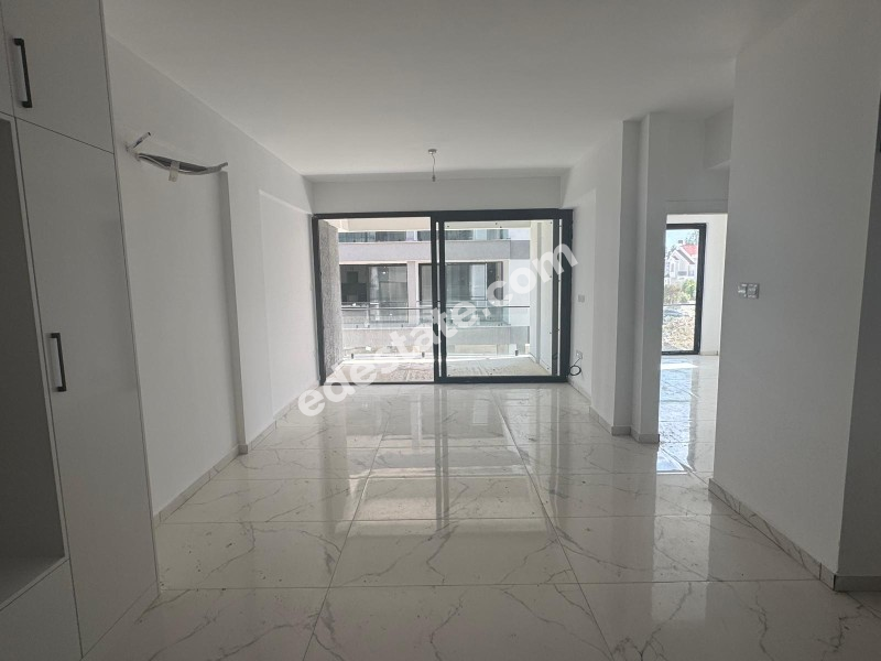 Lefkoşa Küçük Kaymaklı'da Türk Koçanlı Satılık 2+1 YENİ Daire