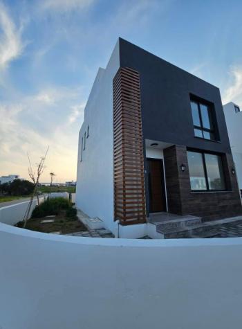 HAMİTKÖY SATILIK 3+1 KÖŞE VİLLA
