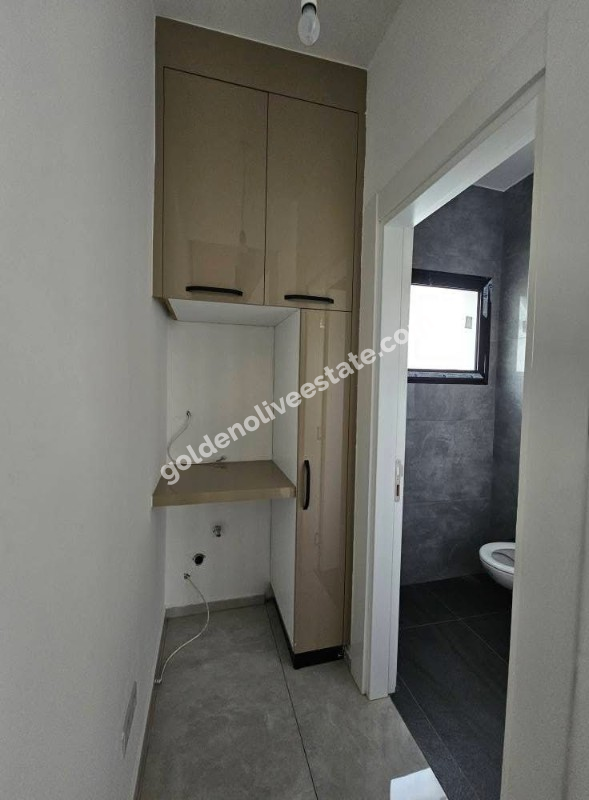 HAMİTKÖY SATILIK 3+1 KÖŞE VİLLA